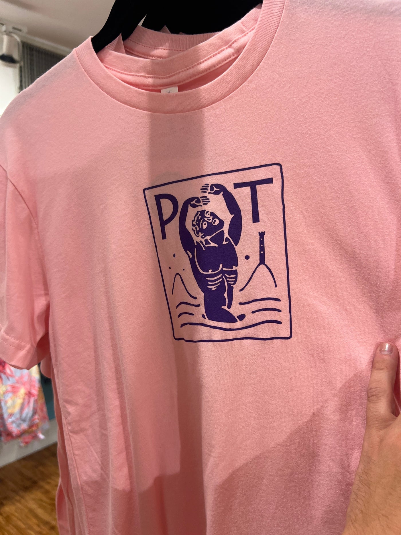 Hook's Pink PT T-shirt