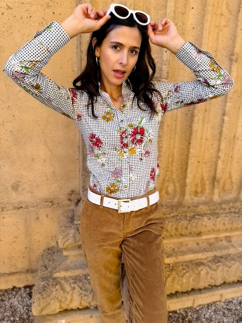 daisy picnic black blouse LS