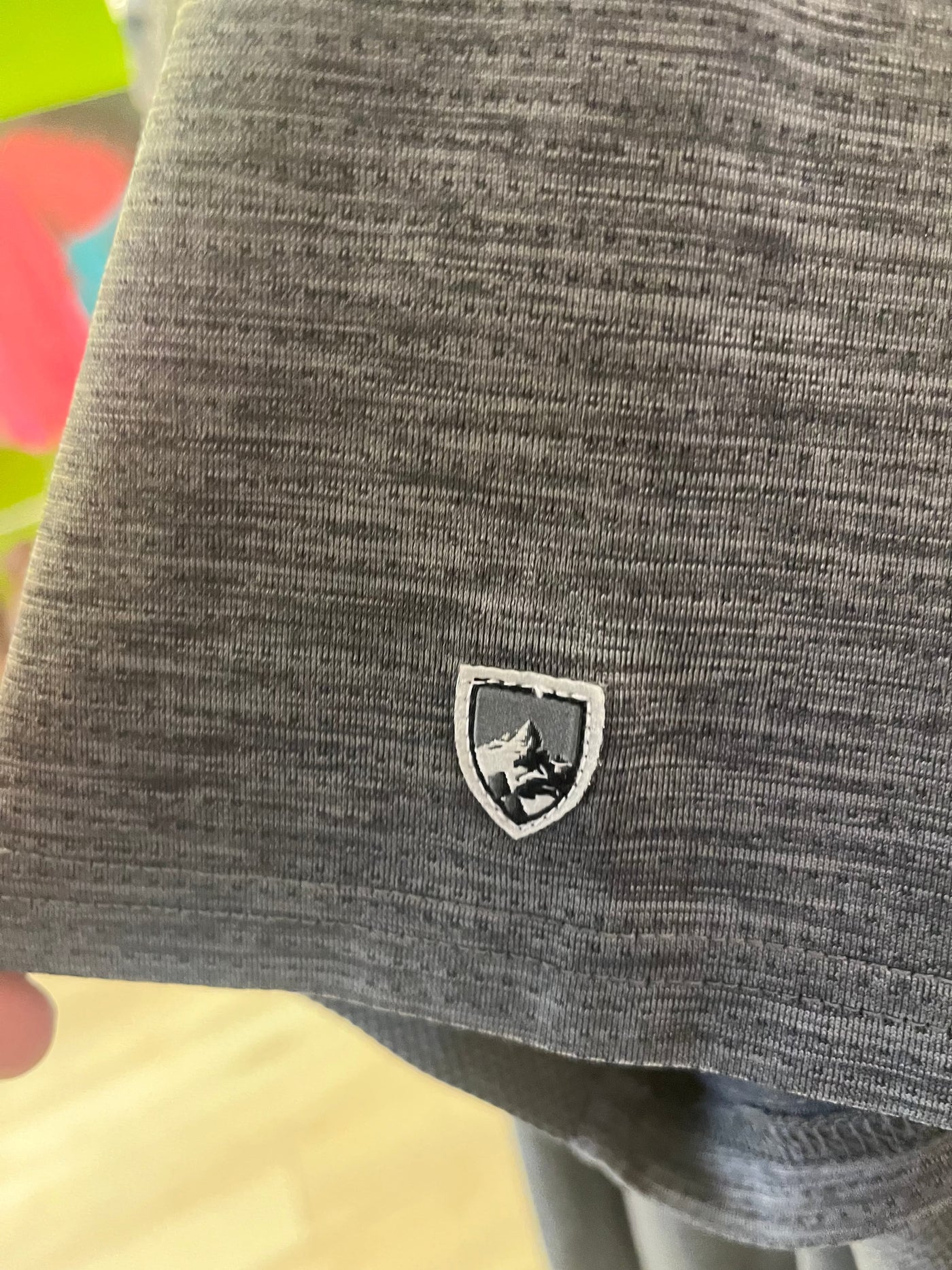 kuhl engineered SS M charcoal gray