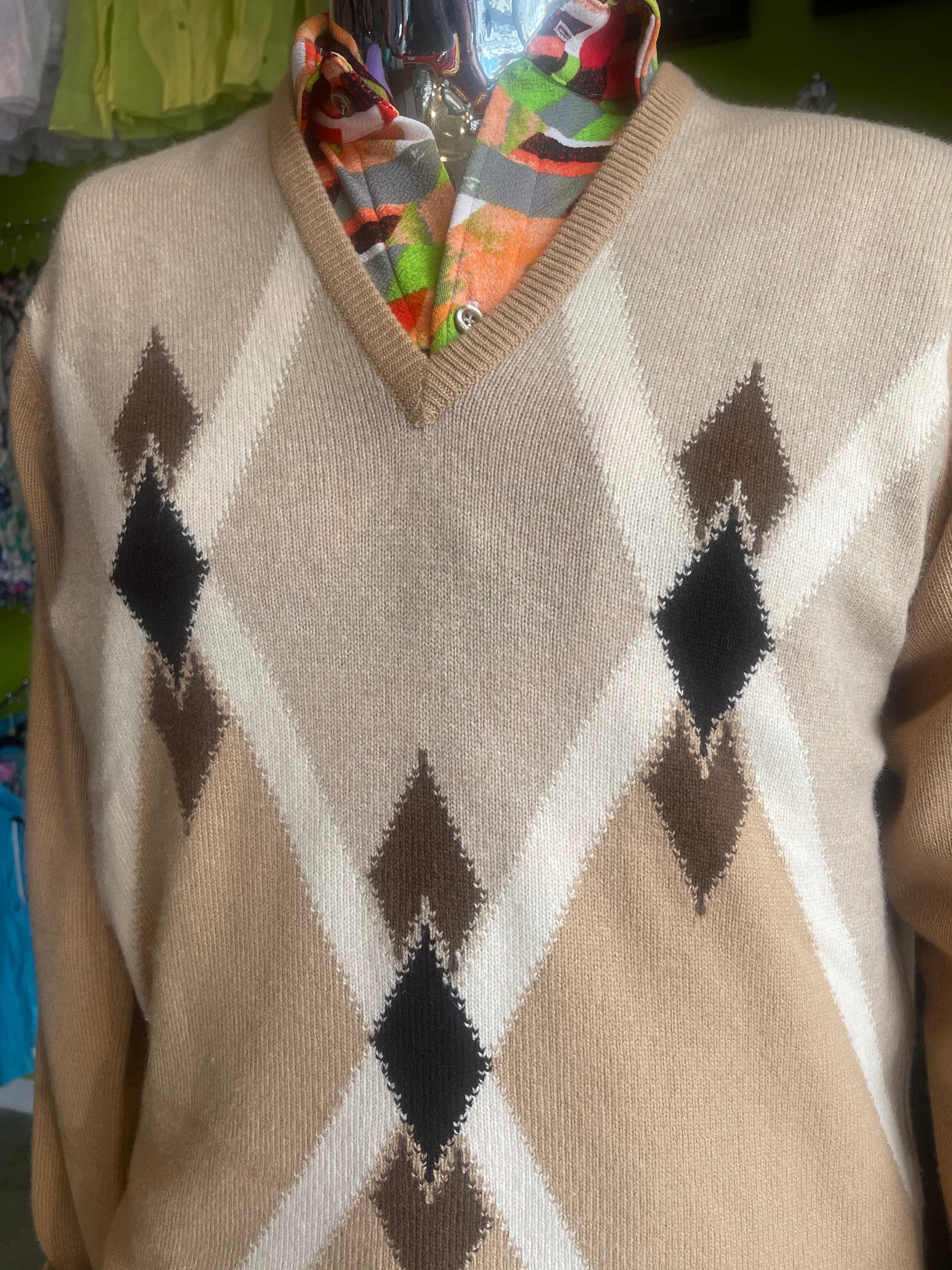Vintage Size 42/L Intarsia Gladstone of Hawick Smith's Cashmere V-Neck Sweater