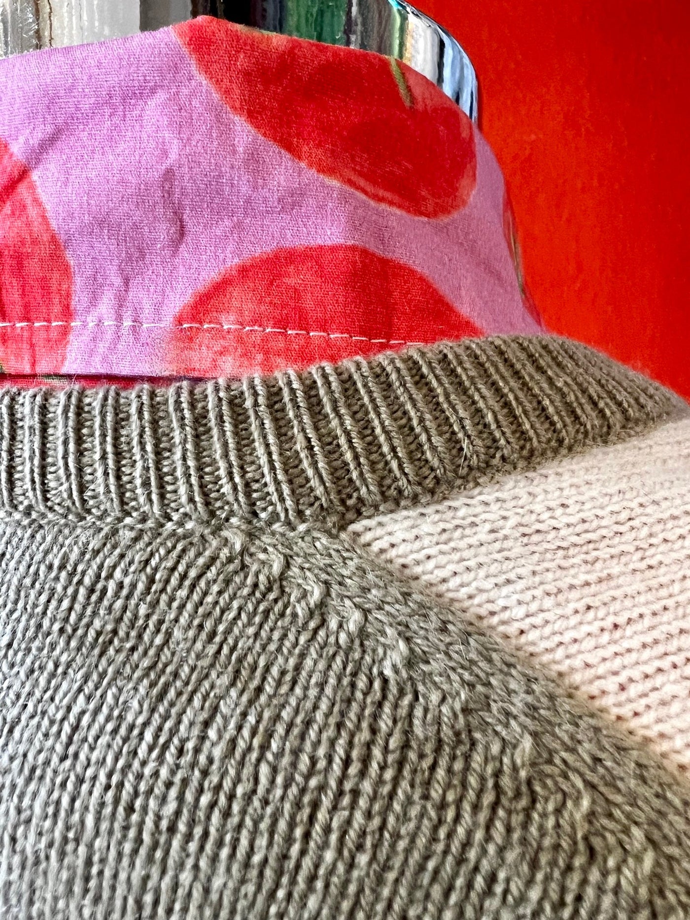 Ballantyne 100% Cashmere V-neck (L/44)